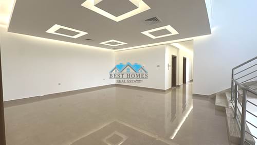 Luxury 6 Bedroom Renovated Villa with Garden in Nuzha