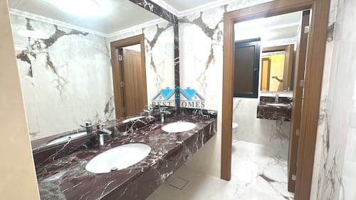 Luxury 6 Bedroom Renovated Villa with Garden in Nuzha
