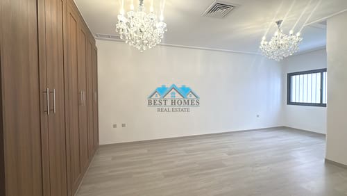 Luxury 6 Bedroom Renovated Villa with Garden in Nuzha