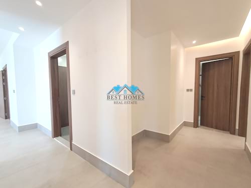 Modern Style 6 Bedrooms Floor in Sadeeq