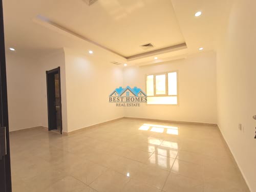 Modern Style 3 Bedrooms Apartment in Rumaithiya