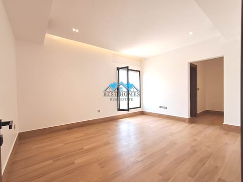 Modern Style 6 Bedrooms Floor in Sadeeq