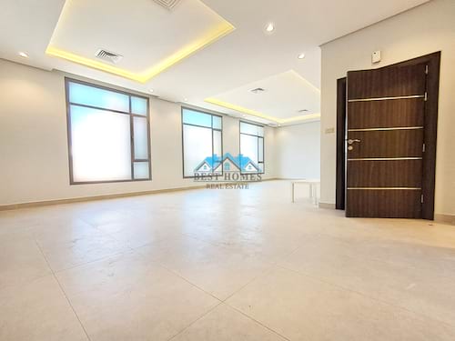 Good Size 4 Bedrooms Nice Floor in Qortuba