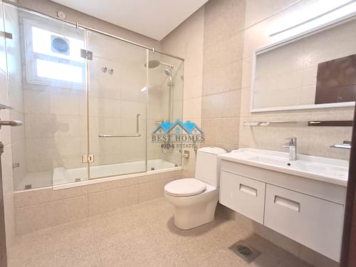 Nice and Spacious Four Bedrooms Floor in Mishref