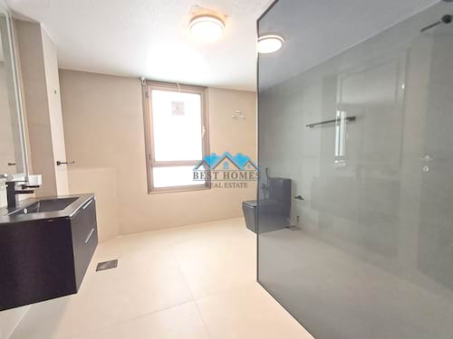 Modern Style 6 Bedrooms Luxury Villa in Salwa