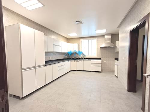 Nice and Spacious Four Bedrooms Floor in Mishref
