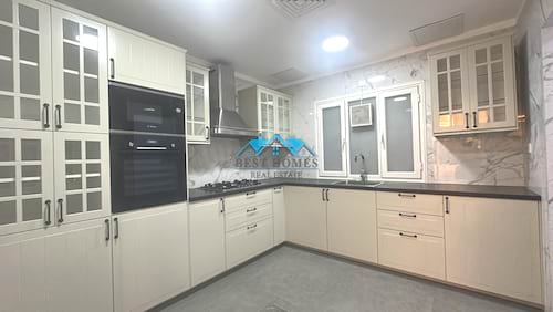 Four Bedrooms Ground Floor with Private Entrance in Jabriya