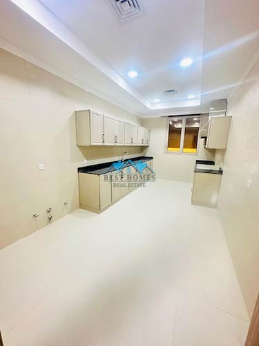 Brand New 4 Bedrooms Apartment in Salwa