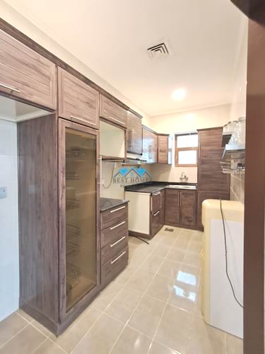 Nice & Modern 3 Bedrooms Apartment in West Mishref