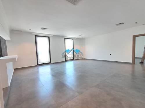 Modern 4 Bedrooms Apartment with Yard and Private Entrance in Rawda