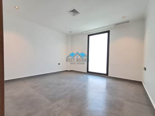 Modern 4 Bedrooms Apartment with Yard and Private Entrance in Rawda