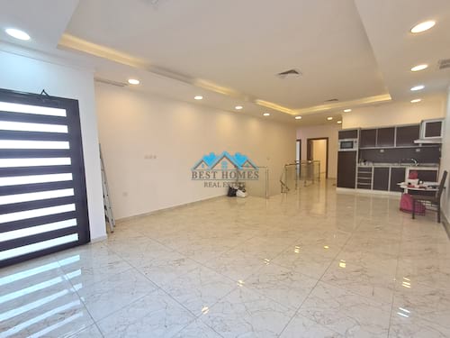 Spacious 4 Bedrooms Duplex in Funaitees