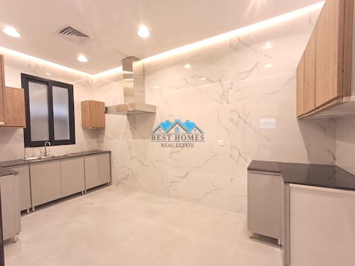 3 Master Bedrooms Ground floor in Salwa