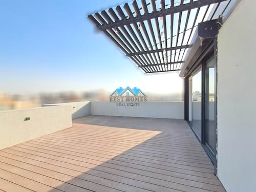 Luxury 2 Master Bedroom Apartment with Private Rooftop in Qortuba