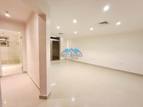Nice and Spacious Four Bedrooms Floor in Bayan