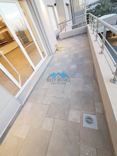 Nice and Spacious 3 Master Bedrooms Floor in West Mishref