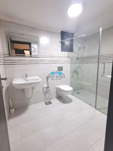 4 Bedrooms Floor Apartment with Balcony in Shuhada
