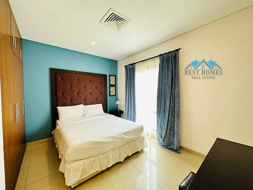 Spacious one bedroom furnished apartment in salmiya 