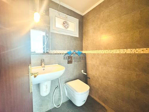 Modern 3 Bedrooms Apartment with Garden Area in Salmiya