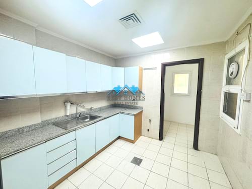 Modern 3 Bedrooms Apartment with Garden Area in Salmiya