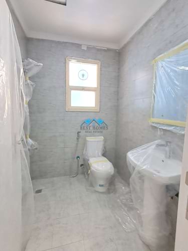 Nice 3 Bedrooms Apartment with Maid Room in Jabriya