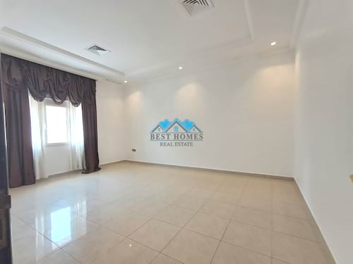 3 Bedrooms Apartment in Surra
