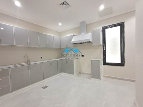 3 Master Bedrooms Apartment in Surra