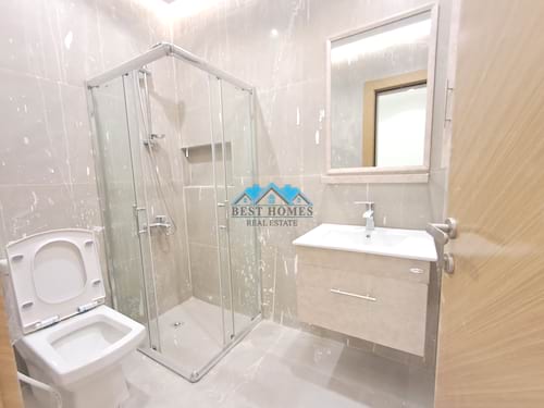 3 Master Bedrooms Apartment in Surra