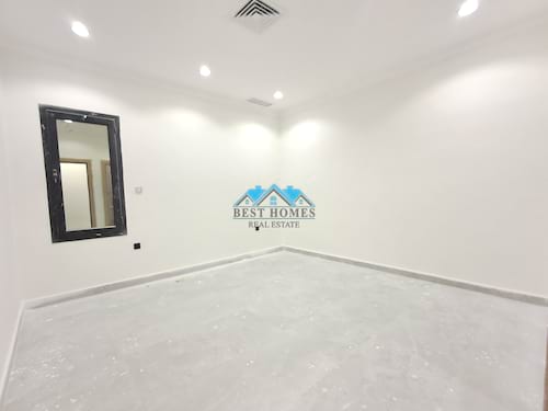 3 Master Bedrooms Apartment in Surra