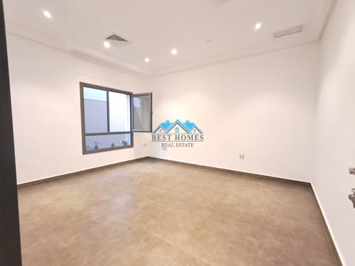 Luxury 4 Bedroom Apartment with Two Entrance in Jabriya