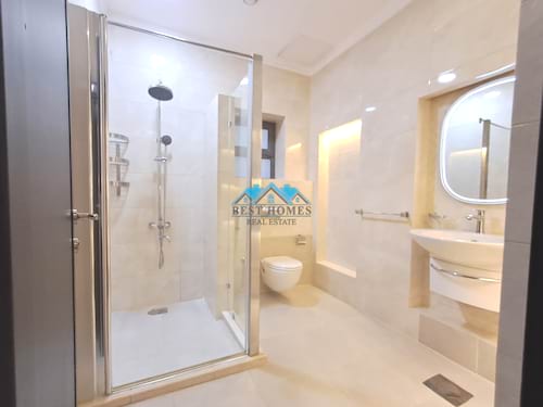 Luxury 4 Bedroom Apartment with Two Entrance in Jabriya