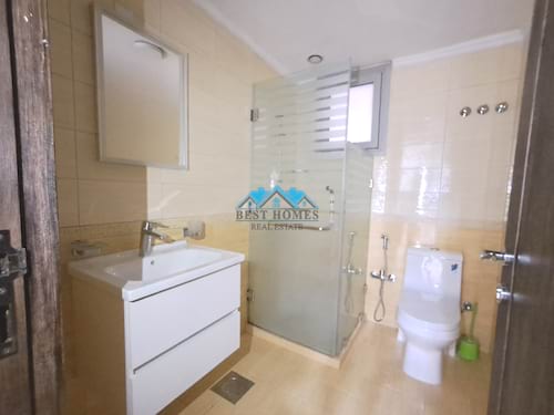 Nice 3 Bedrooms Apartment in Sadeeq