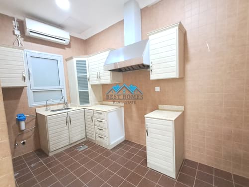 Nice 3 Bedrooms Apartment in Sadeeq