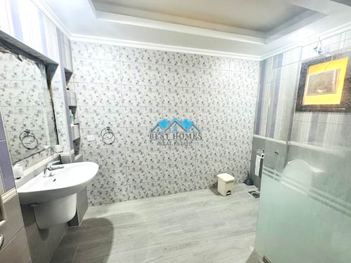 Spacious & Modern Four Bedrooms Villa in Mesilla