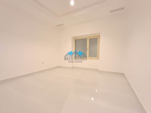 Spacious 6 Bedrooms Floor in Kaifan