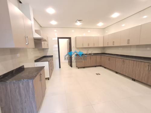 Spacious 4 Bedrooms Ground Floor in Massayel Area