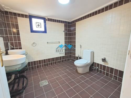 Spacious 4-Bedroom Duplex Apartment with Pool & Garden in Salwa