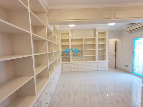 3 Floor Duplex in Mishref