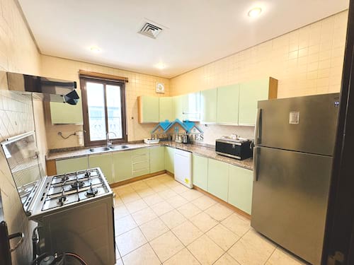 Fully Furnished Three-Bedrooms Apartment in Salwa