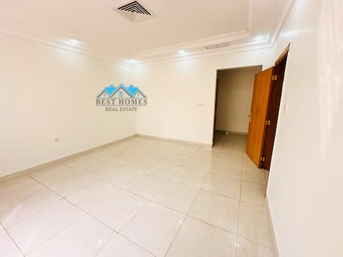 Nice and Spacious 3 Bedrooms Apartment in Salwa