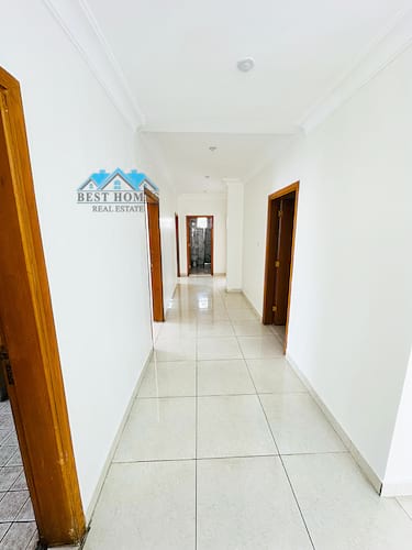 Nice and Spacious 3 Bedrooms Apartment in Salwa
