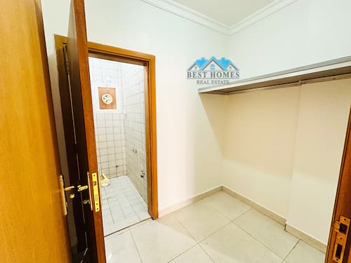 Nice and Spacious 3 Bedrooms Apartment in Salwa