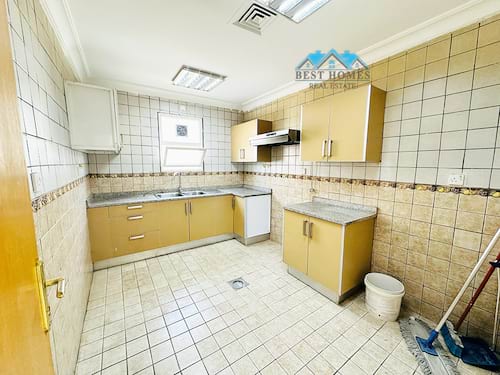 Nice and Spacious 3 Bedrooms Apartment in Salwa