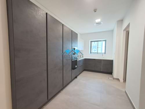 Brand New Modern 3 Bedrooms Apartment with Panoramic Sea View in Shaab