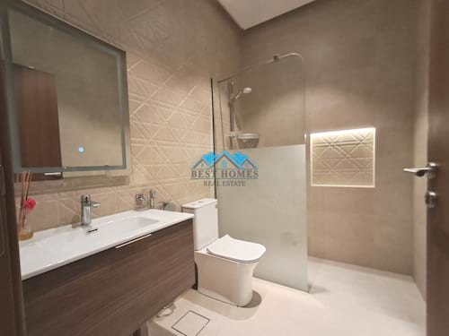 Modern 4 Bedrooms Duplex Apartment with 3 Balconies in Abu Fatira