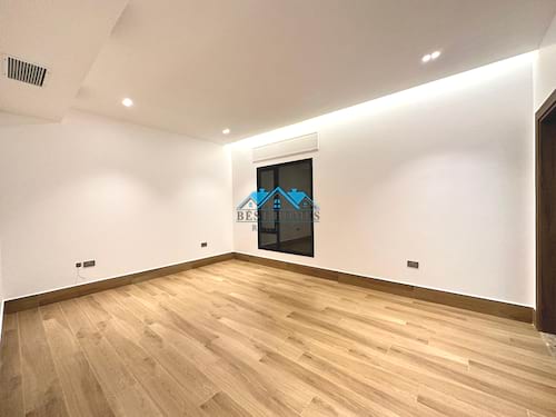 Modern 3 Bedroom Apartment with Fully Equipped Kitchen in Sadeeq
