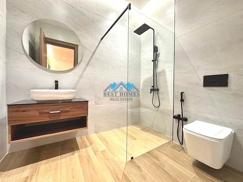 Modern 3 Bedroom Apartment with Fully Equipped Kitchen in Sadeeq