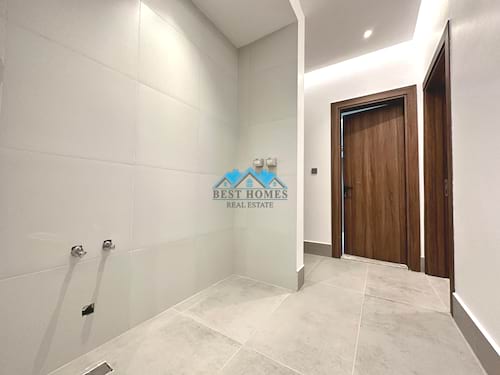 Modern 3 Bedroom Apartment with Fully Equipped Kitchen in Sadeeq