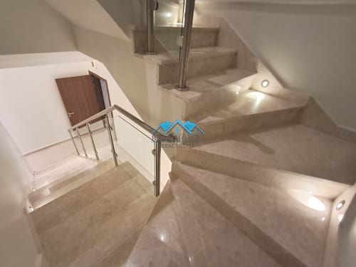 Modern 4 Bedrooms Duplex Apartment with 3 Balconies in Abu Fatira