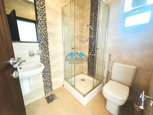 Modern 2 Bedrooms Apartment in Salmiya